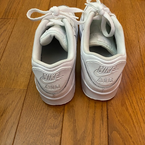 Nike AirMax 6.5 Youth - Picture 2 of 6